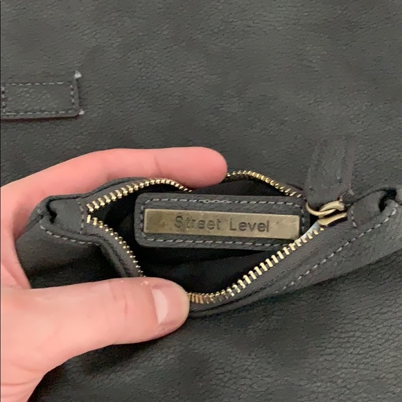 Street Level Tote - Picture 2 of 3